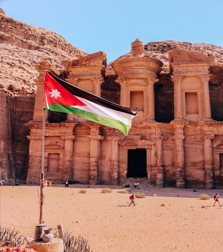 petra-jordan-jordanian-flag