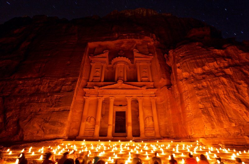 petra-jordan-by-night