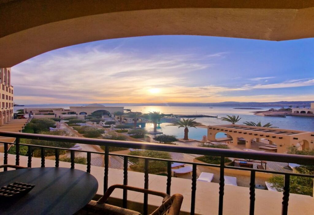 aqaba-beach-hotel-view-from-balcony-sunset