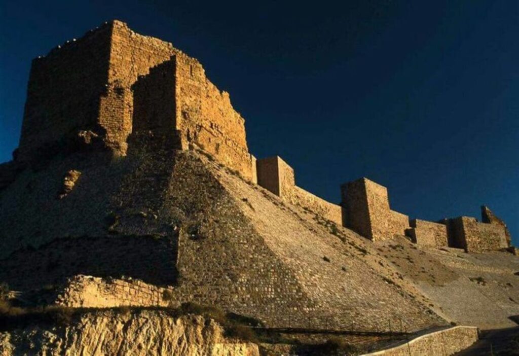 Karak-Castle-Jordan-at-night