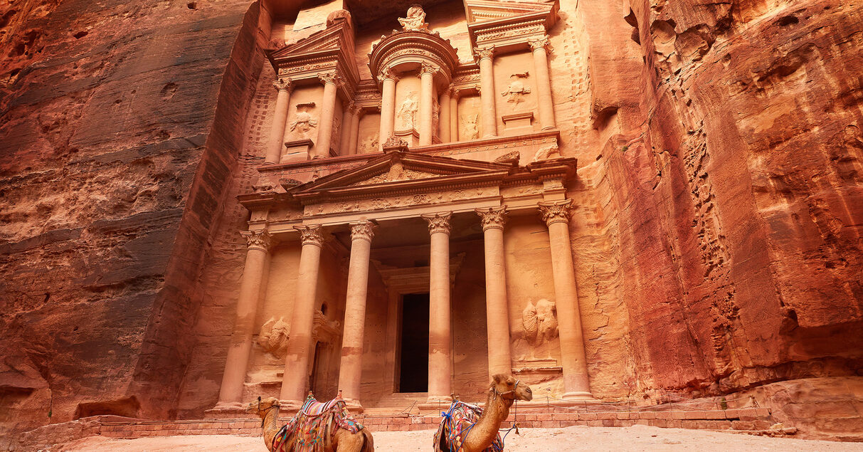 Al-Khazneh-the-treasury-ancient-city-of-Petra-Jordan