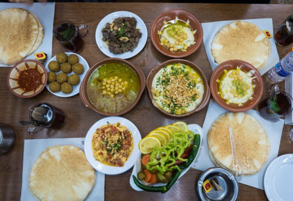 enjoying-delicious-jordanian-dishes-in-jordan