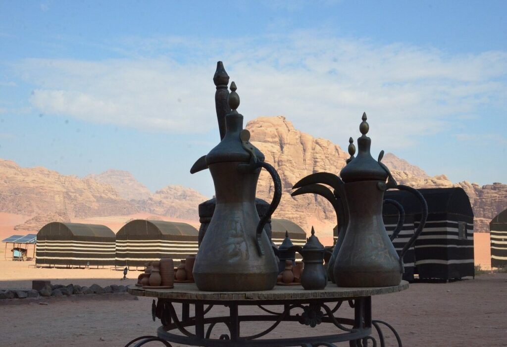 Bedouin-camp-coffee-drinking