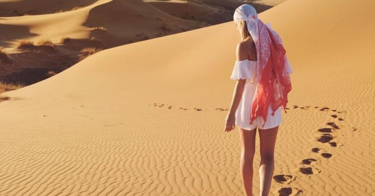 wadi-rum-desert-solo-female-traveler-jordan