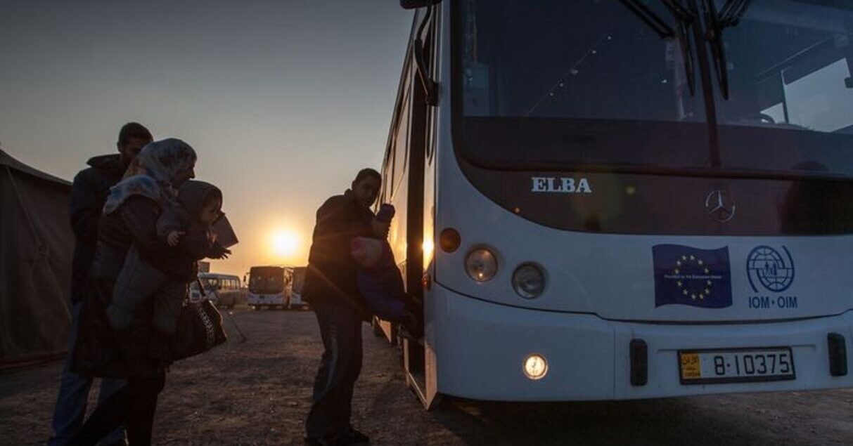 Bus-Travel-Amman-To-Dead-Sea-By-Bus