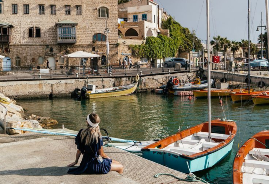 beautiful-view-tel-aviv-art-in-israil