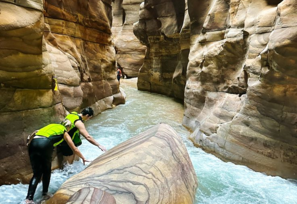 canyoning-in-wadi-mujib-jordan