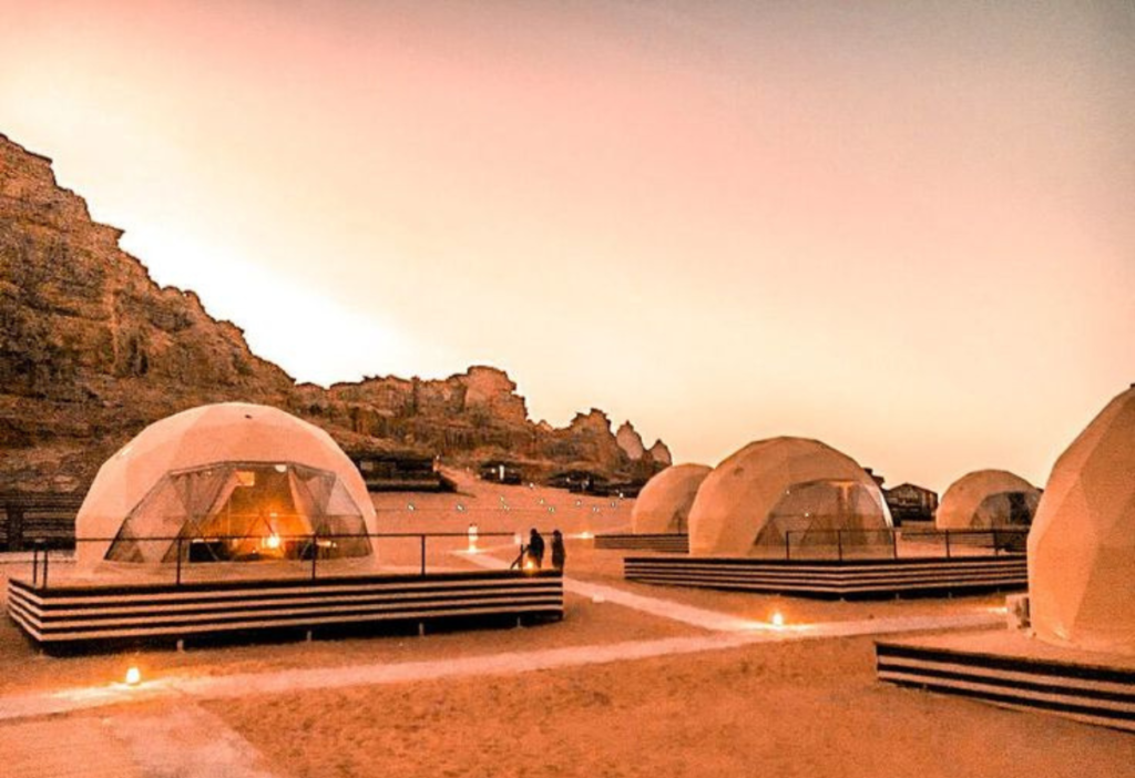 glamping-in-a-wadi-rum-camp-bubble-tent-in-jordan