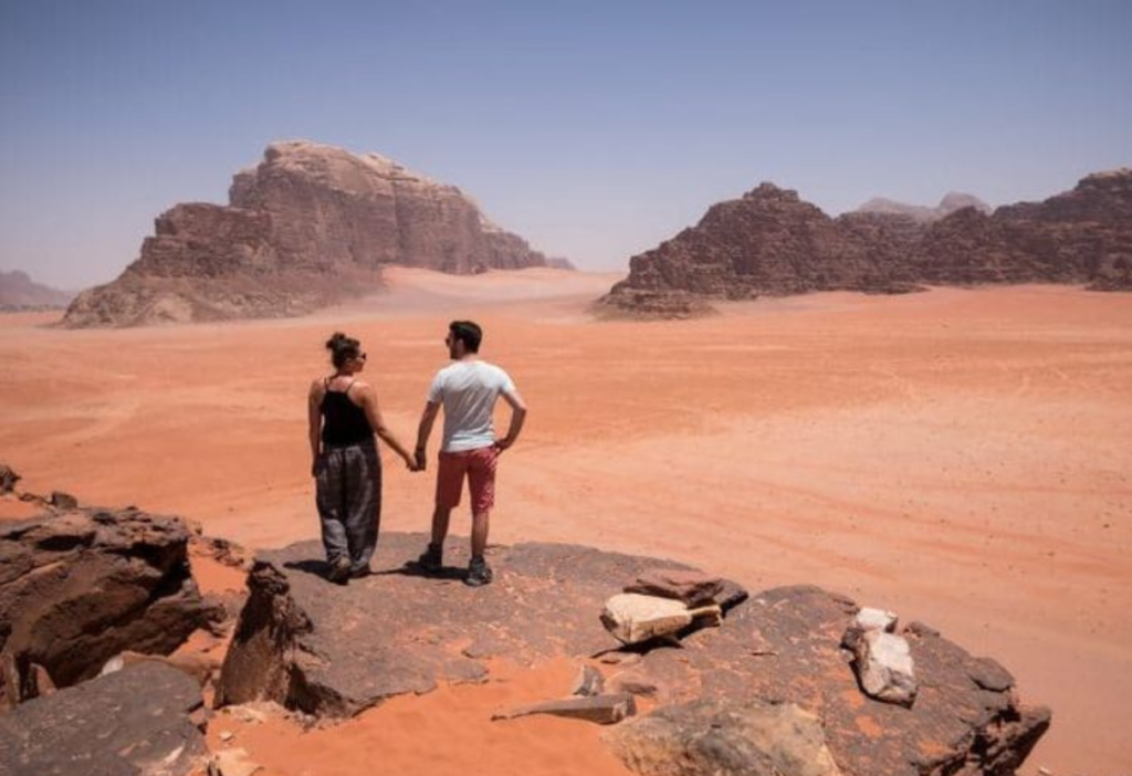 happy-cuple-enjoying-the-tour-in-wadi-rum-jordan