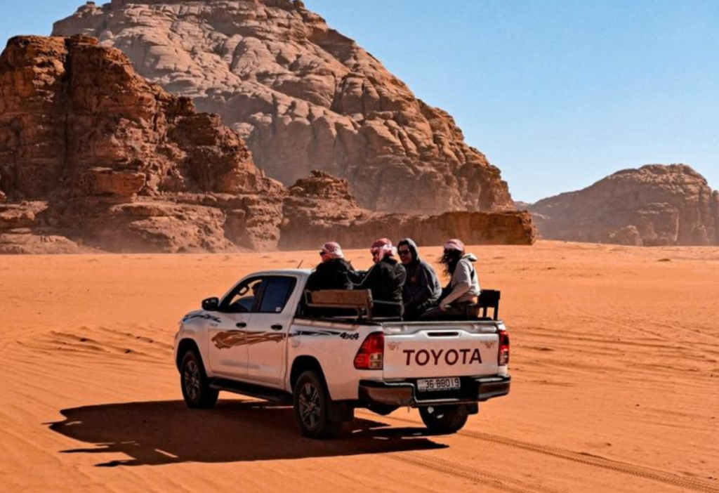 jeep-tour-in-wadi-rum-desert-jordan