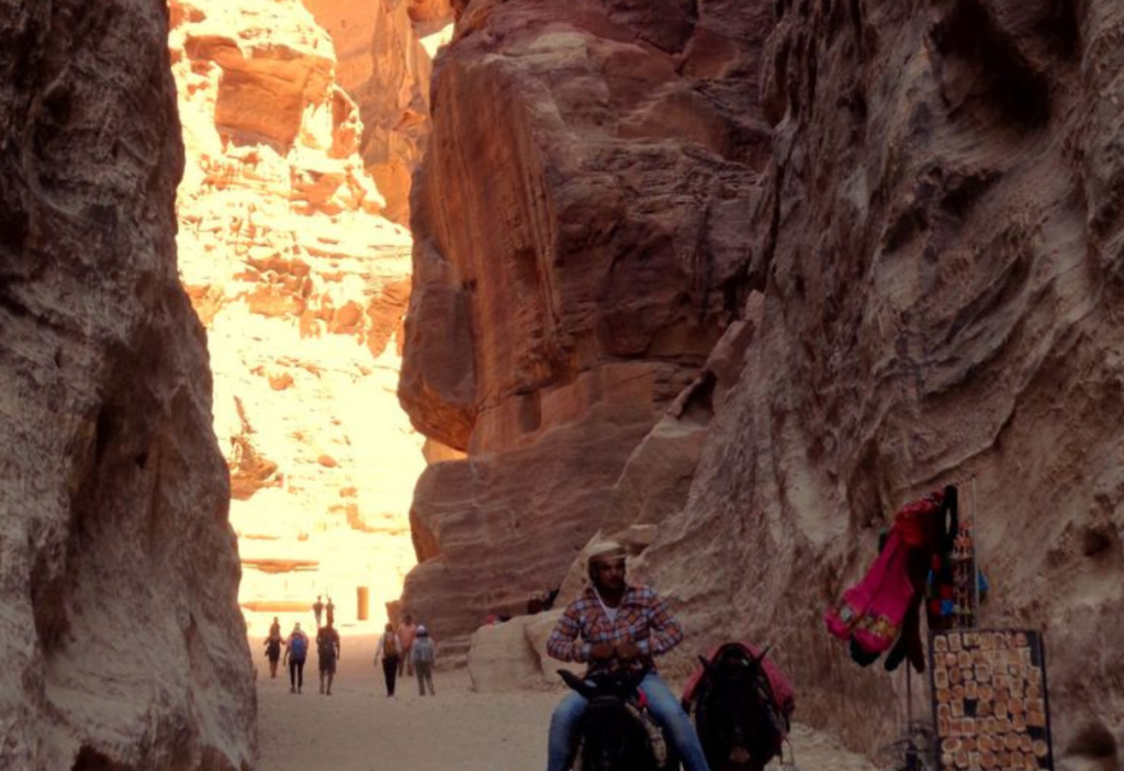 petra-hiking-trails-in-jordan