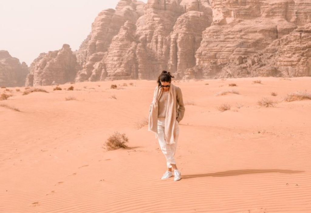 the-girl-visiting-desert-safari-in-wadi-rum-jordan