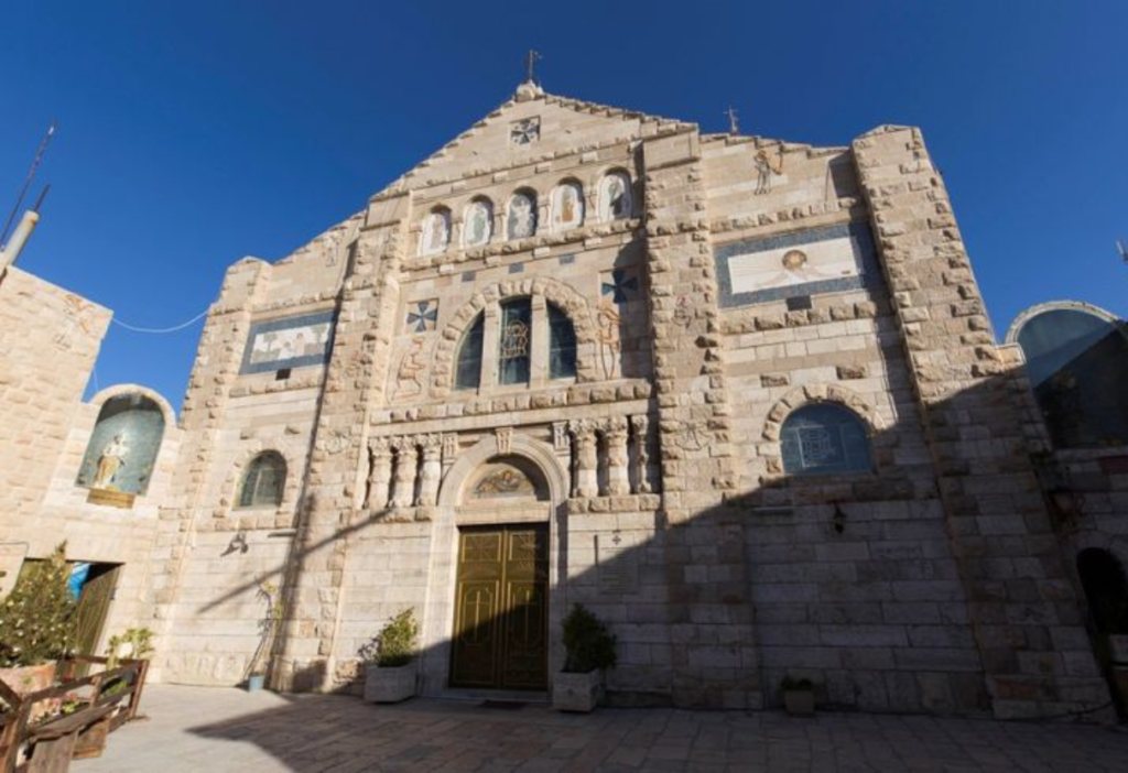 the-king's-highway-beautiful-view-madaba-in-Jordan