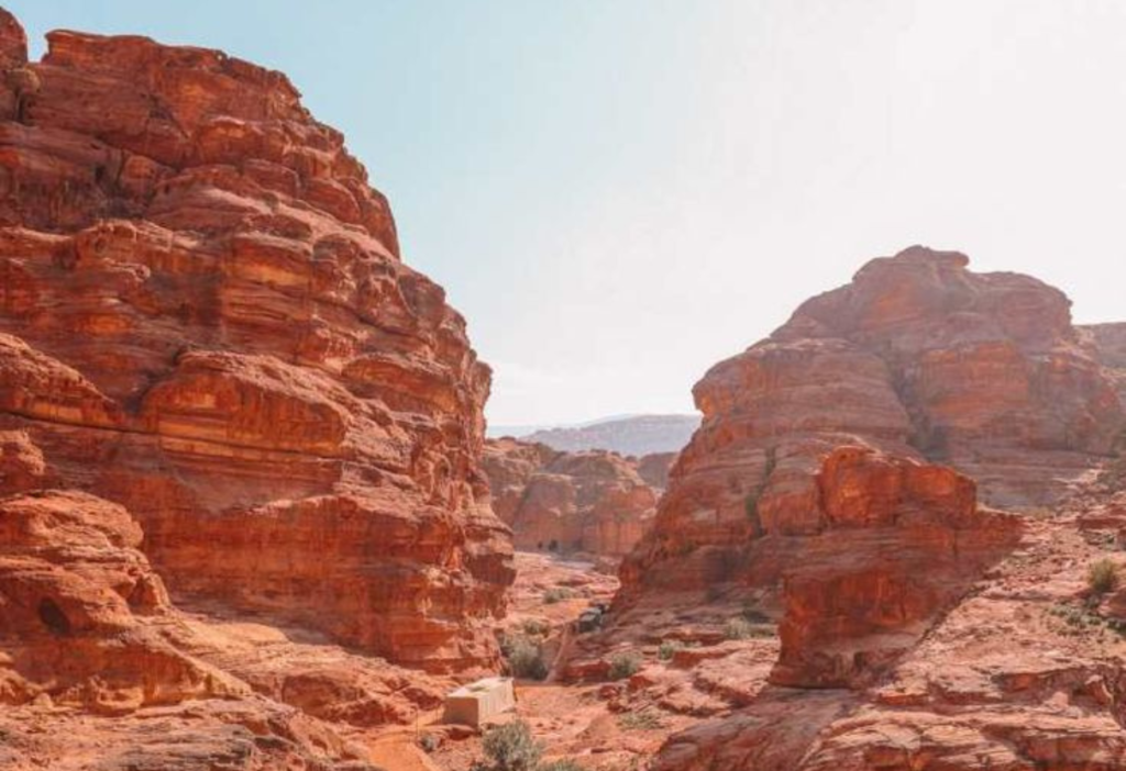 visiting-the-monastery-in-the-mountains-at-petra-jordan